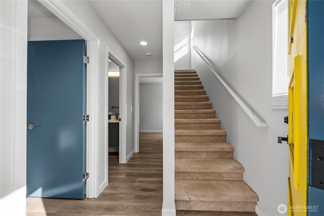 9462 20th Avenue SW, Seattle, WA 98106