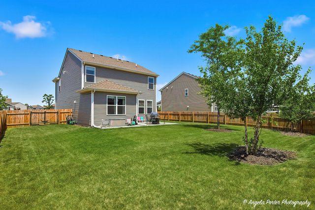 6901 Spruce Court, Wonder Lake, IL 60097