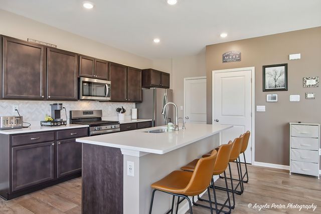 6901 Spruce Court, Wonder Lake, IL 60097