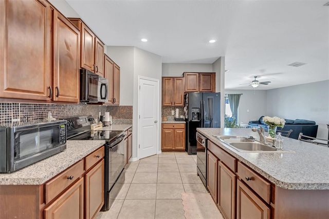 14106 COVERT GREEN PLACE, Riverview, FL 33579