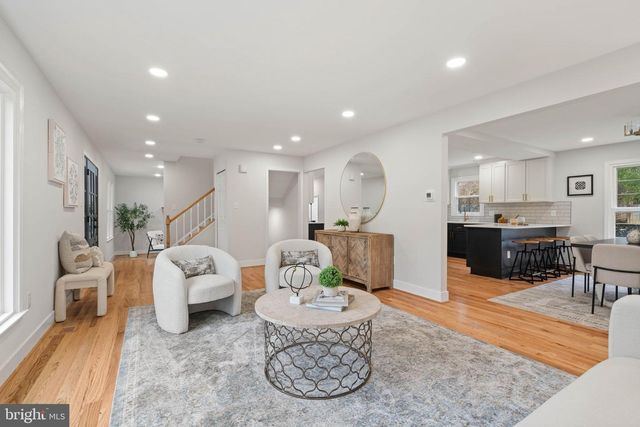 2678 OAKTON GLEN DR, Vienna, VA 22181