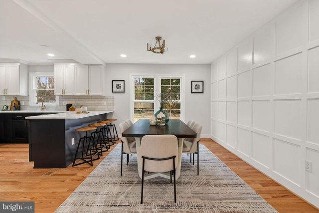 2678 OAKTON GLEN DR, Vienna, VA 22181