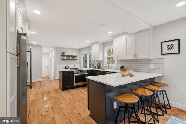 2678 OAKTON GLEN DR, Vienna, VA 22181