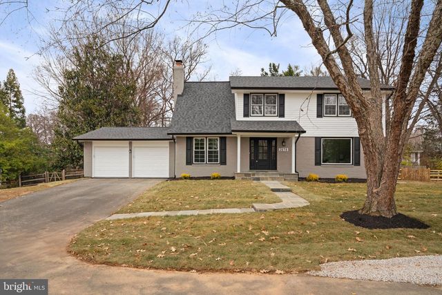 2678 OAKTON GLEN DR, Vienna, VA 22181