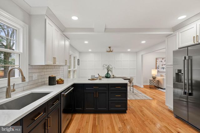 2678 OAKTON GLEN DR, Vienna, VA 22181