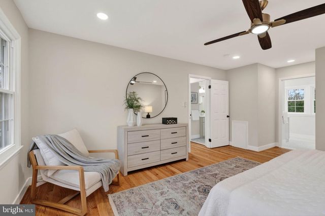 2678 OAKTON GLEN DR, Vienna, VA 22181