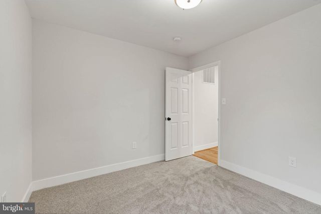 2678 OAKTON GLEN DR, Vienna, VA 22181