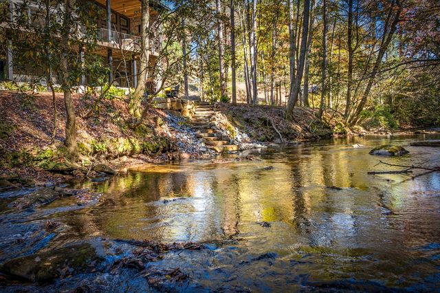 156 Horatio Drive, Blue Ridge, GA 30513