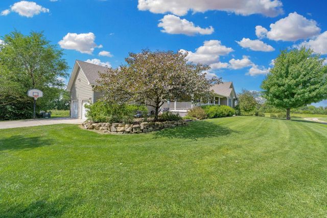 357 120th, Newton, KS 67114