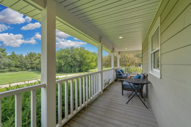 357 120th, Newton, KS 67114