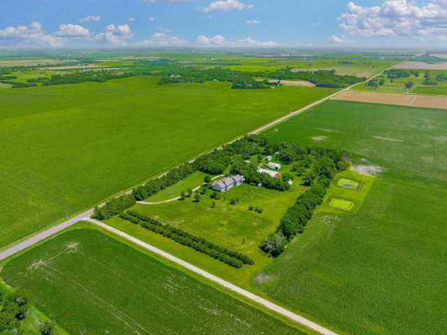 357 120th, Newton, KS 67114