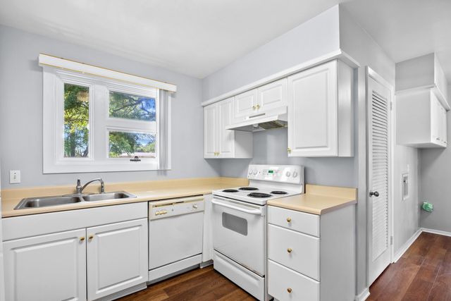 3750 Sweetgum St, Myrtle Beach, SC 29577