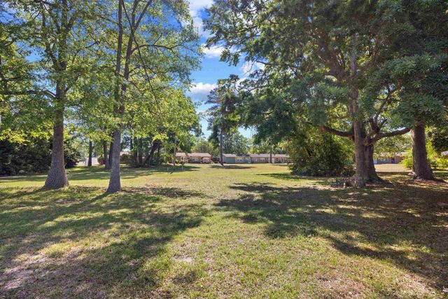 3750 Sweetgum St, Myrtle Beach, SC 29577