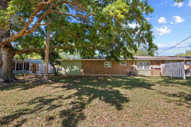 3750 Sweetgum St, Myrtle Beach, SC 29577