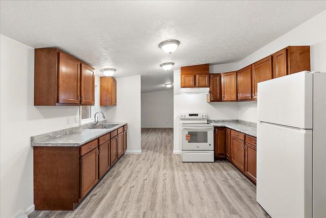 1465 64th Street, Fennville, MI 49408