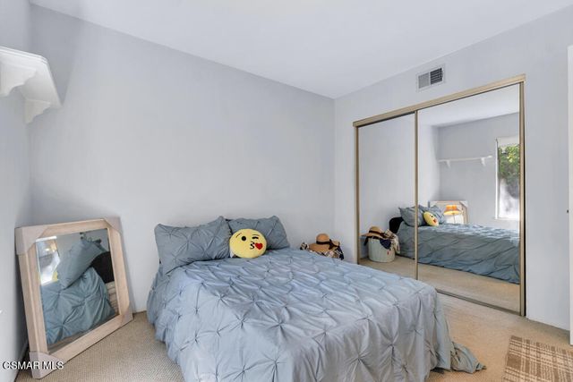 596 Via Novella, Oak Park, CA 91377