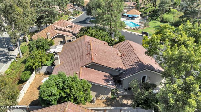 596 Via Novella, Oak Park, CA 91377