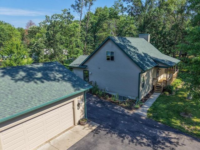 327 Blue Sky Trail, Nekoosa, WI 54457