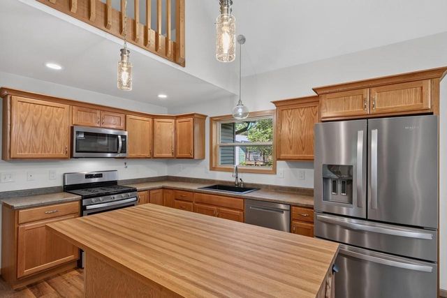 327 Blue Sky Trail, Nekoosa, WI 54457