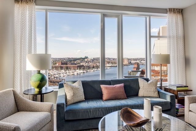 100 Lovejoy Wharf PH3E, Boston, MA 02114