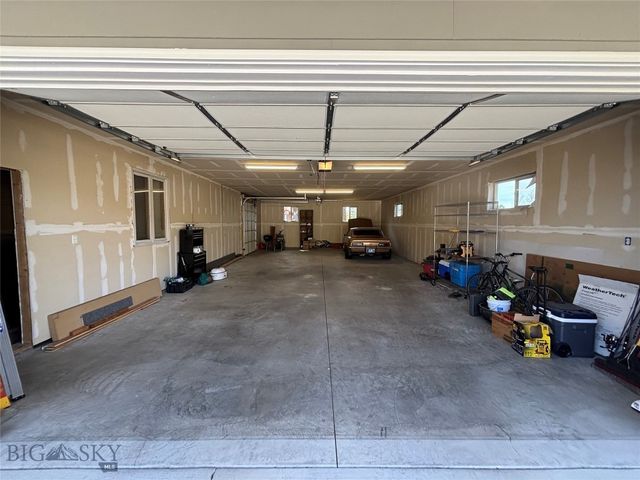1 Burning Tree Lane, Butte, MT 59701