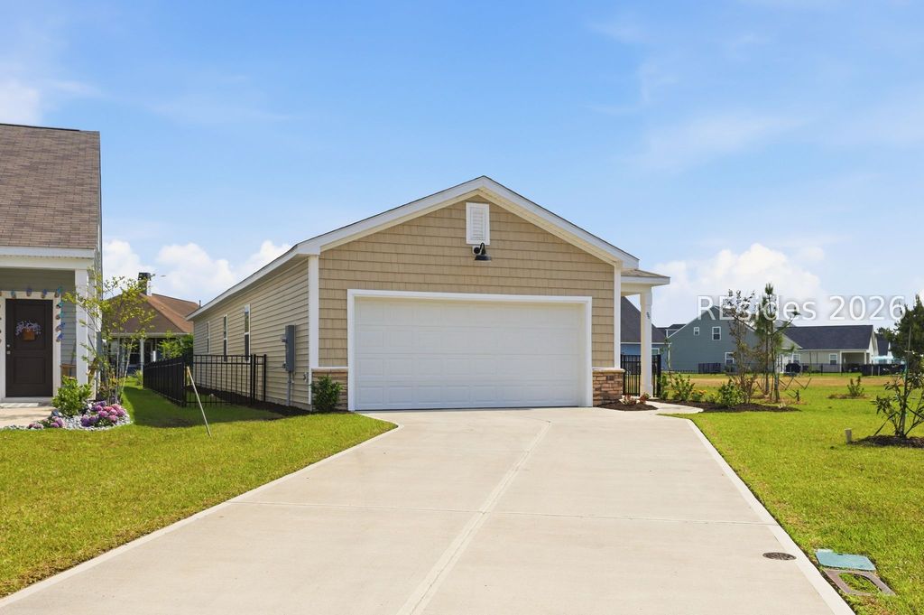 96 Givhans Loop, Hardeeville, SC 29927