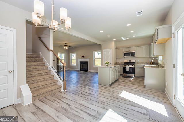 135 Hunts Mill Circle, Griffin, GA 30224