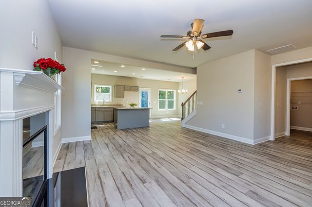 135 Hunts Mill Circle, Griffin, GA 30224