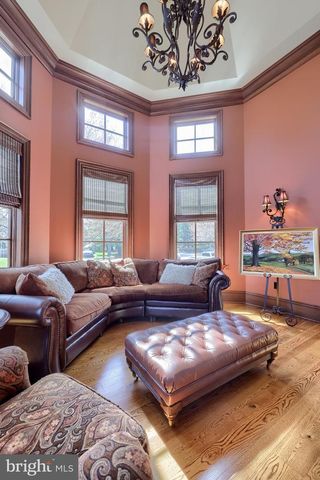 905 GREENSIDE DR, Lititz, PA 17543