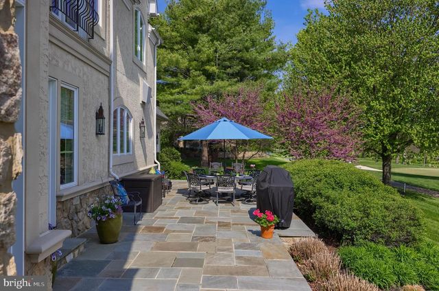 905 GREENSIDE DR, Lititz, PA 17543