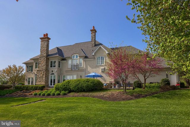 905 GREENSIDE DR, Lititz, PA 17543