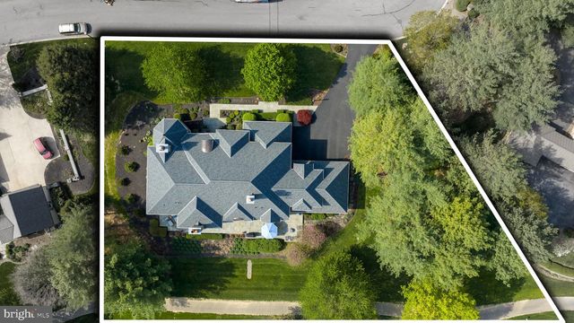 905 GREENSIDE DR, Lititz, PA 17543
