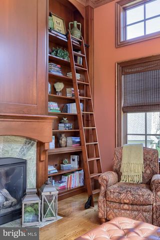 905 GREENSIDE DR, Lititz, PA 17543