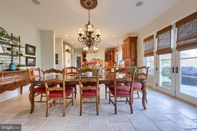 905 GREENSIDE DR, Lititz, PA 17543