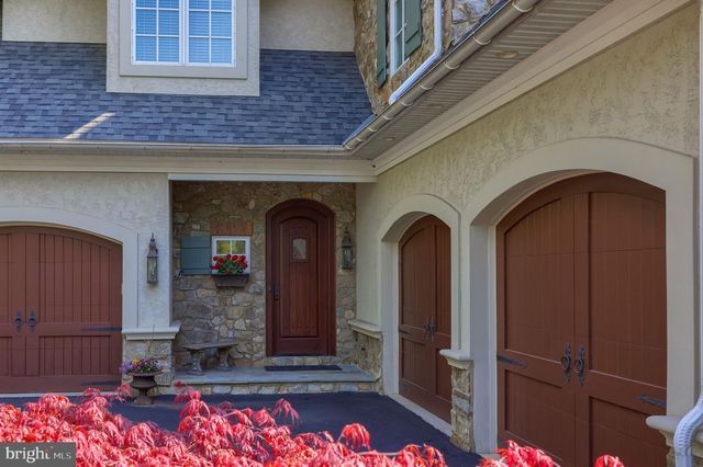 905 GREENSIDE DR, Lititz, PA 17543