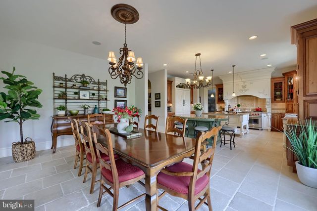 905 GREENSIDE DR, Lititz, PA 17543