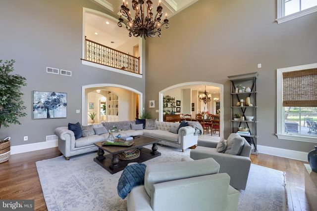905 GREENSIDE DR, Lititz, PA 17543