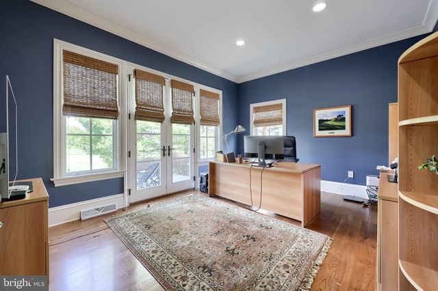 905 GREENSIDE DR, Lititz, PA 17543