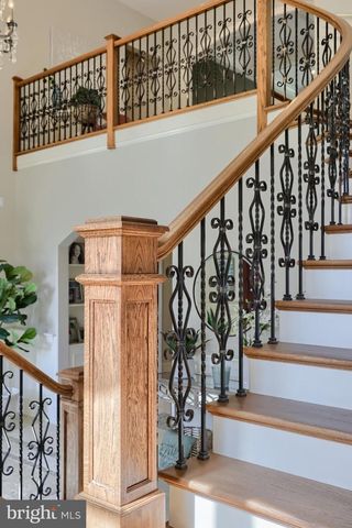 905 GREENSIDE DR, Lititz, PA 17543