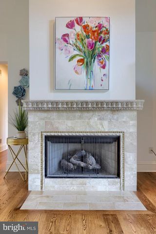 905 GREENSIDE DR, Lititz, PA 17543