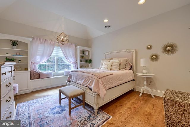 905 GREENSIDE DR, Lititz, PA 17543