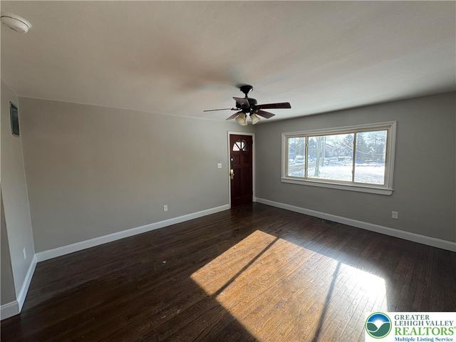3547 Carter Road, Bethlehem Twp, PA 18020