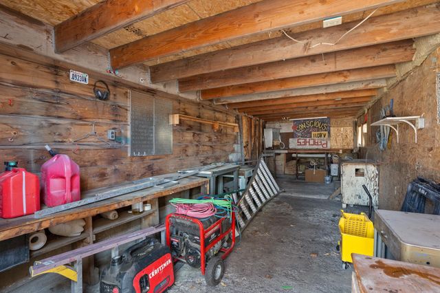1306 Peachcrest Rd, Kettle Falls, WA 99141