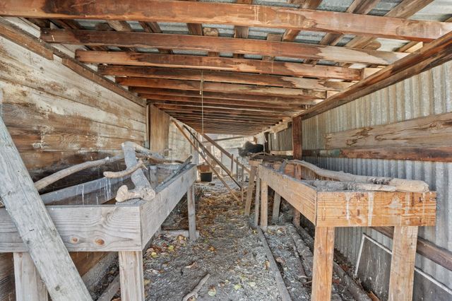 1306 Peachcrest Rd, Kettle Falls, WA 99141