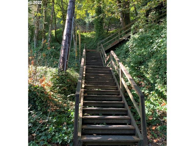 2047 Sw 10TH Ave, Portland, OR 97201