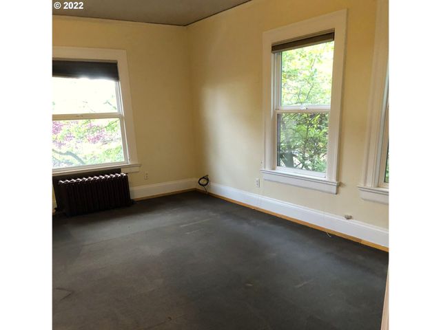 2047 Sw 10TH Ave, Portland, OR 97201