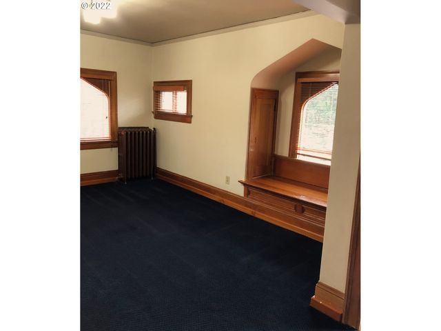 2047 Sw 10TH Ave, Portland, OR 97201