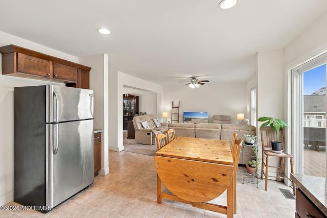 317 E Lakewood Avenue, Ocean Gate, NJ 08740