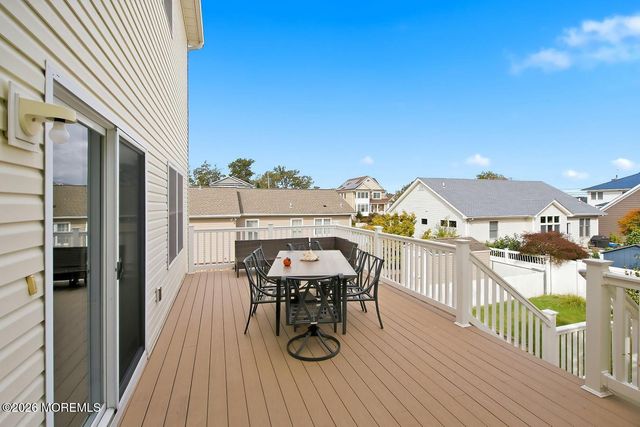 317 E Lakewood Avenue, Ocean Gate, NJ 08740