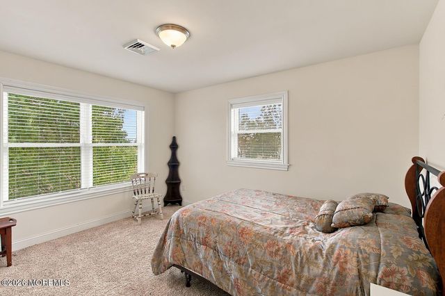 317 E Lakewood Avenue, Ocean Gate, NJ 08740